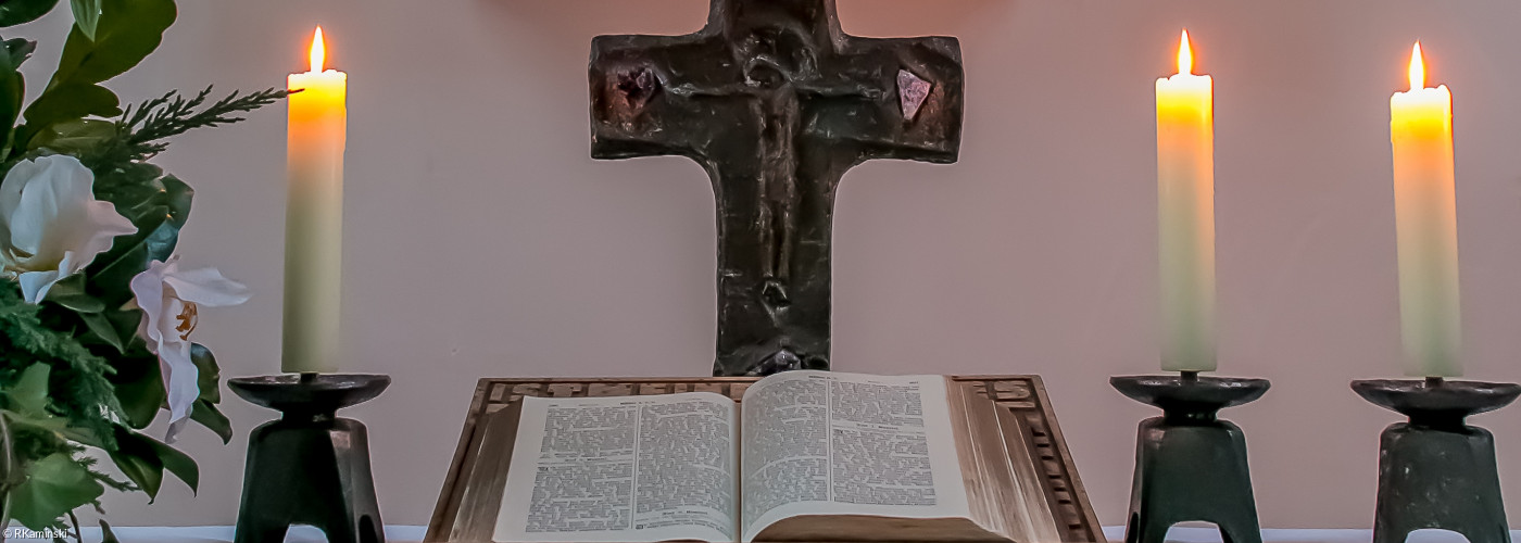 Bestattung - Altar Christuskirche Bad Neustadt