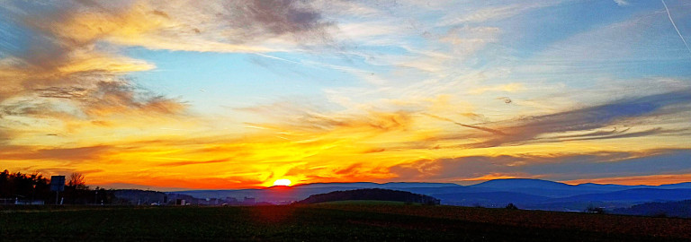 Sonnenaufgang in Farbenpracht