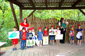 Aufführung der Kinder beim Kindergartenfest 2026 in Mühlfeld