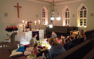 Nordheim Winterkinder Bibelzeit 1.12.23 in der Kirche